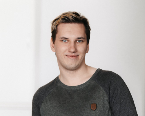 Porträt von Maximilian Renz, Vermessungstechniker bei Breitband Ortenau – Vermessung und technische Unterstützung beim Glasfaserausbau im Ortenaukreis