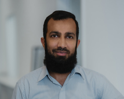 Porträt von Faizan Ahmad, Netzplaner bei Breitband Ortenau – Planung und Umsetzung von Glasfasernetzen im Ortenaukreis